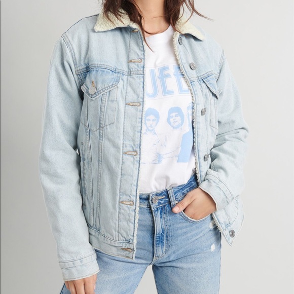 Garage Jackets & Blazers - Garage Sherpa Lined Light Denim Jean Jacket